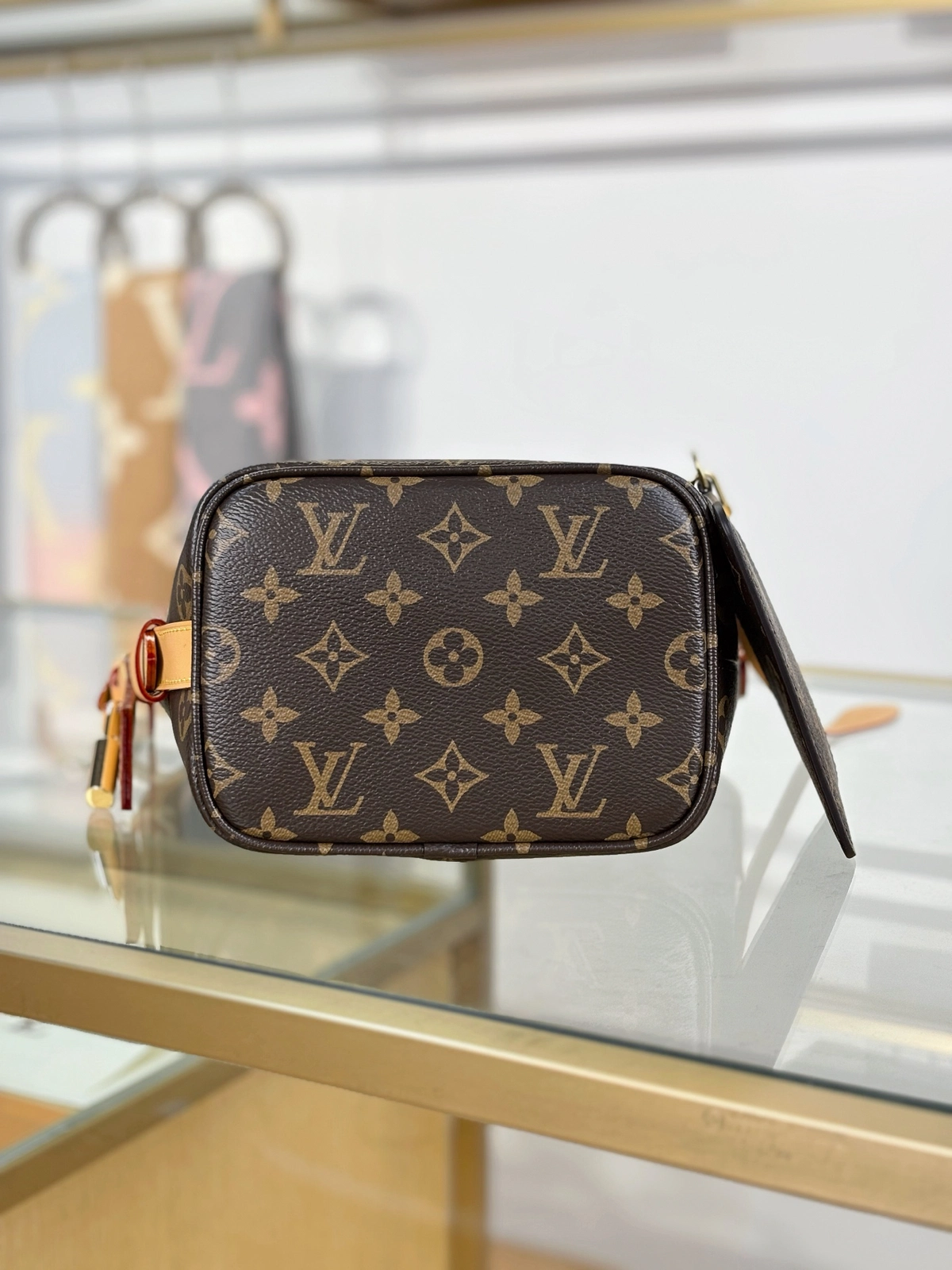 LV LV In BB M12925 細節 實拍 底部