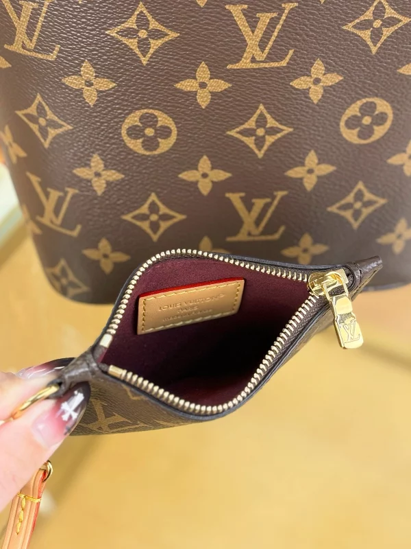 LV LV In BB M12925 細節 實拍 口袋