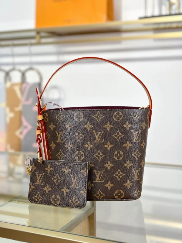 LV LV In BB M12925 細節 實拍 正面