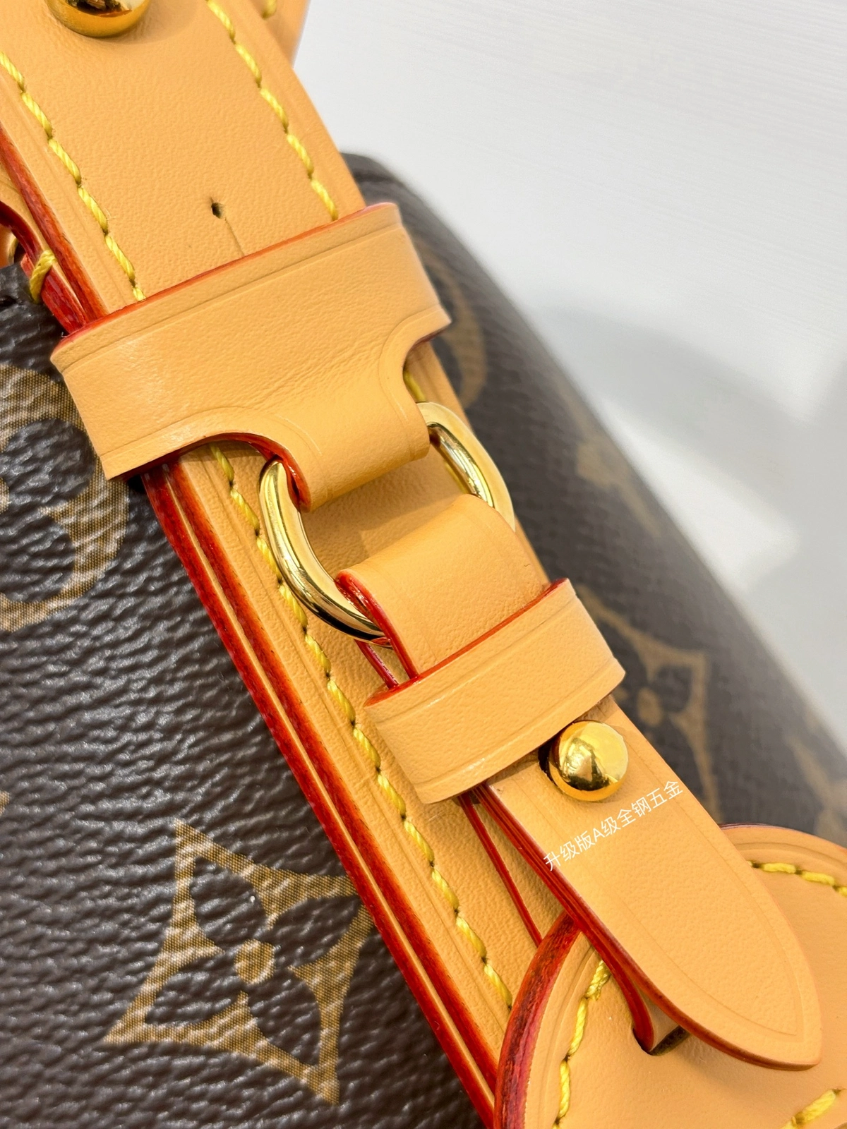 LV In BB M12925 細節 實拍 肩帶扣子