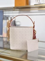 LV Low Key All In BB包包 沙丘色 單肩包M15130 實拍 細節 正面