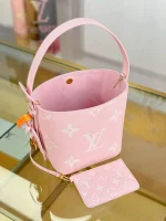 LV Low Key All In BB包包 雙粉色 單肩包M14356 實拍 容量