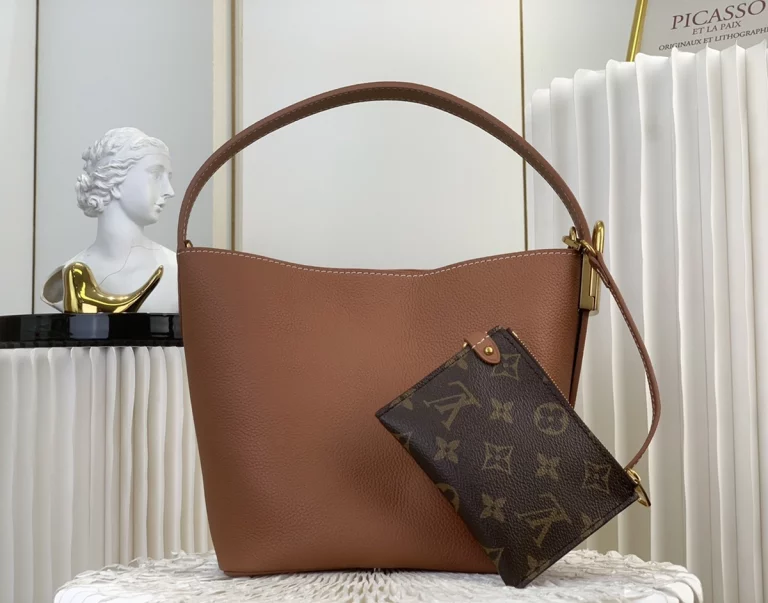 Click to view full screen LV Low Key All In BB 棕色M14416