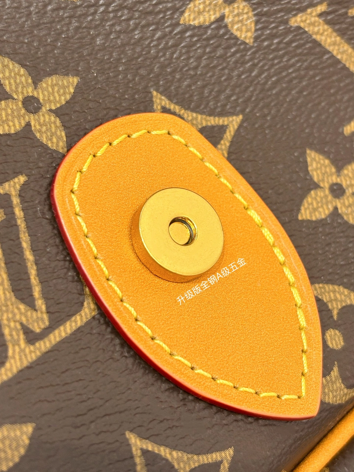 a貨包包 LV 老花色 單肩 斜背 郵差包 M14723 實拍細節全鋼五金扣子