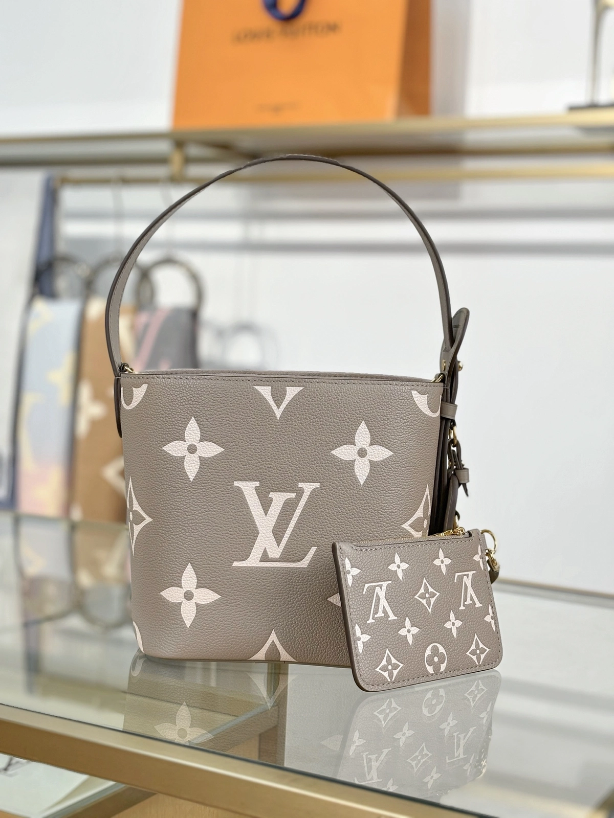 lv All In BB M13045 灰色 實拍 細節 正面