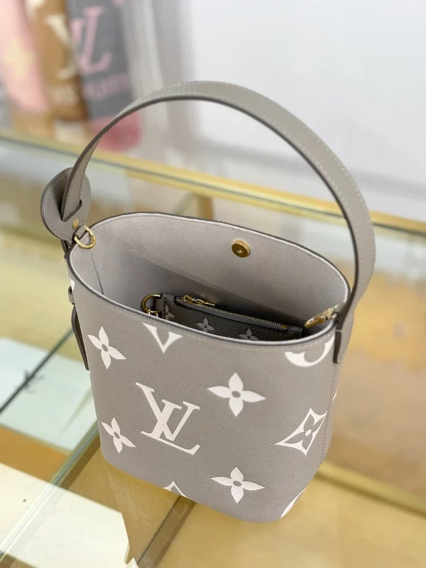 lv All In BB M13045 灰色 實拍 細節 容量