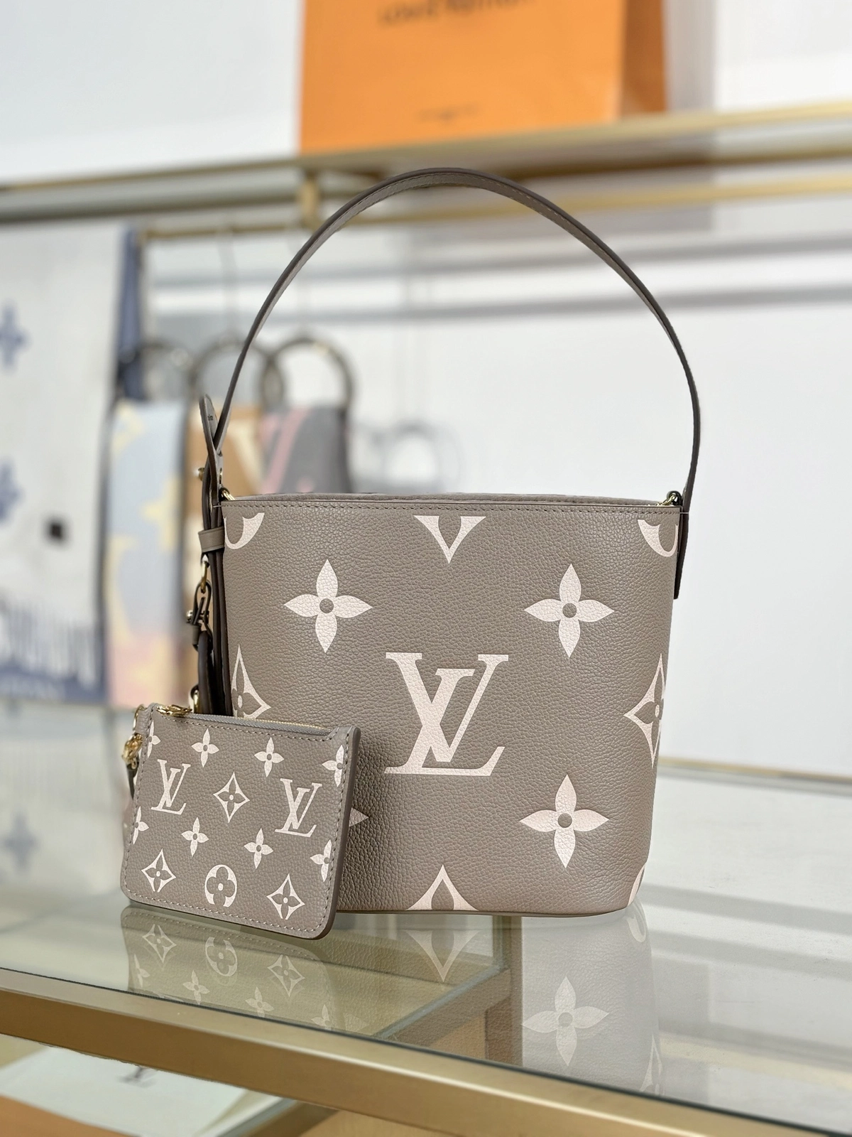 lv All In BB M13045 灰色 實拍 細節 正面