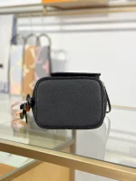 lv All In BB M13480 黑色 實拍 細節 底部