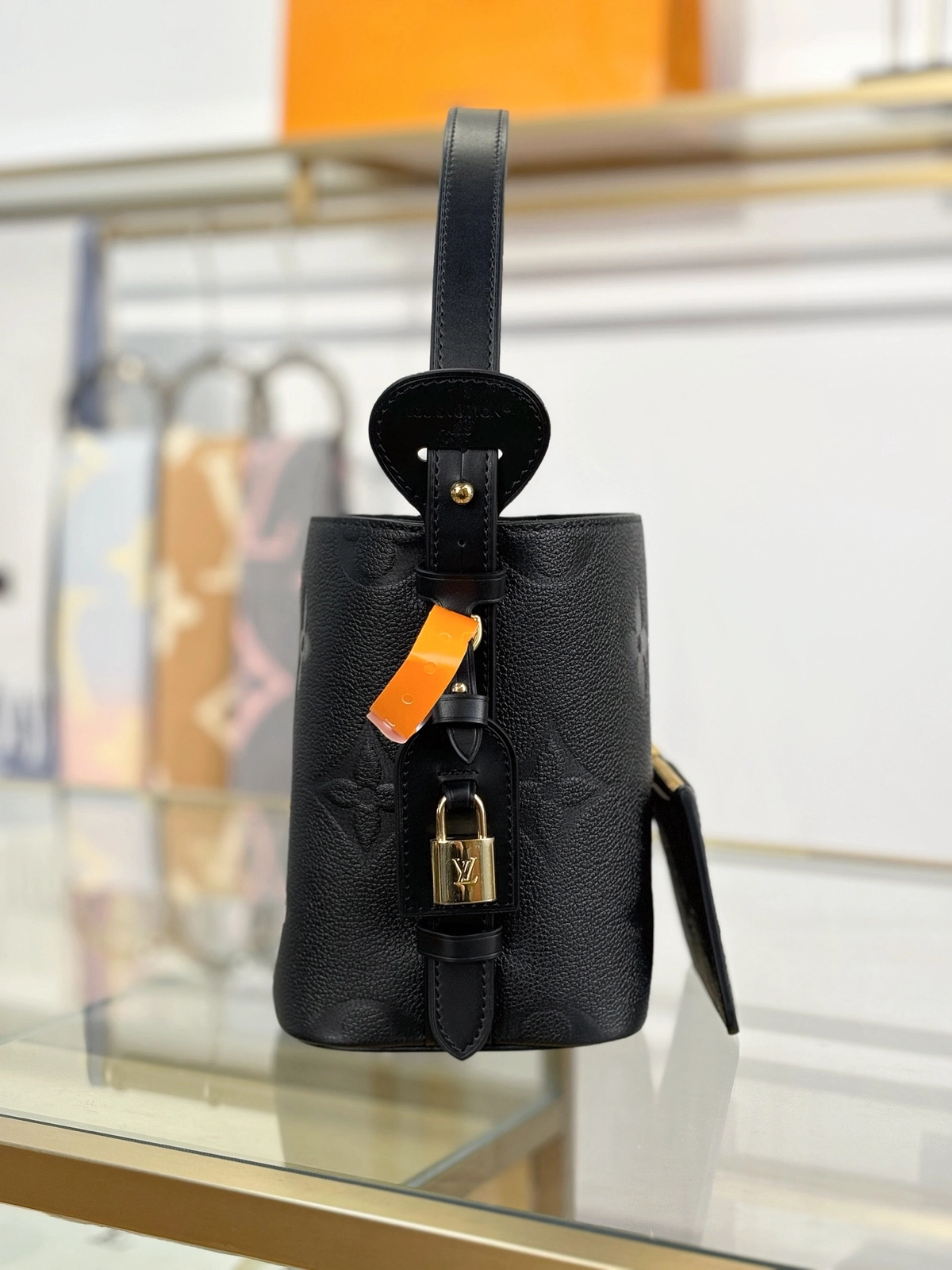 lv All In BB M13480 黑色 實拍 細節 側面