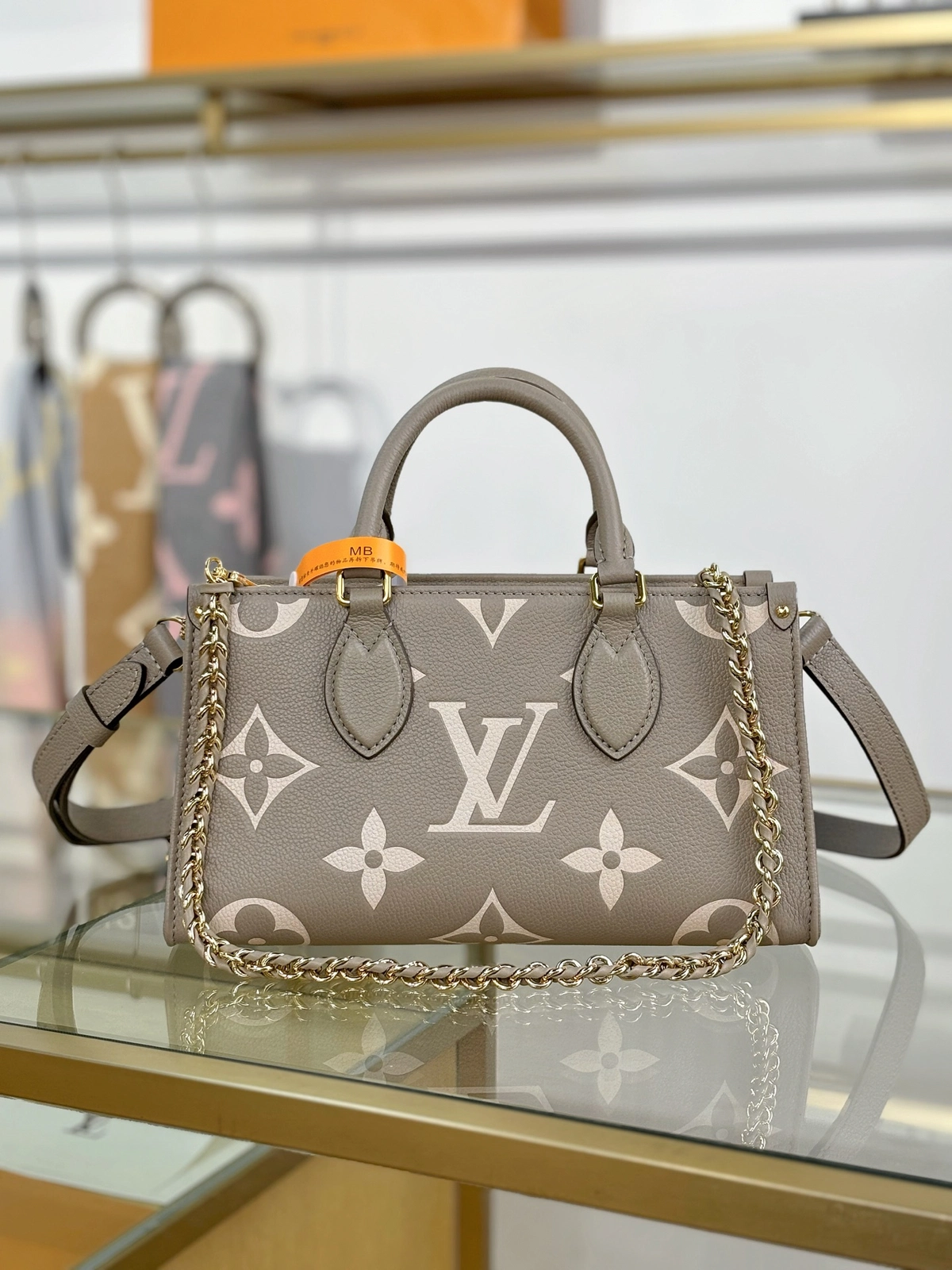 頂級a貨 LV OnTheGo 斑鳩灰色 單肩手提 托特包 M23641 實拍照片正面