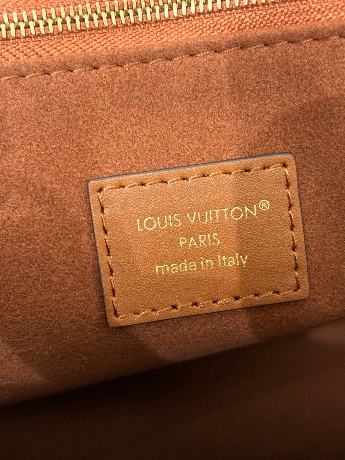 頂級a貨 LV OnTheGo 老花 單肩手提 托特包 M14235 實拍細節内裏銘牌LOGO