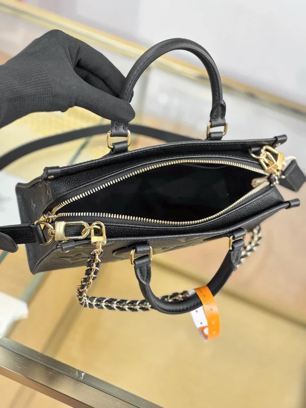 頂級a貨 LV OnTheGo 黑色壓花 單肩手提 托特包 M23640 實拍照片容量