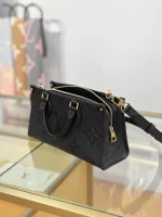 頂級a貨 LV OnTheGo 黑色壓花 單肩手提 托特包 M23640 實拍照片側面