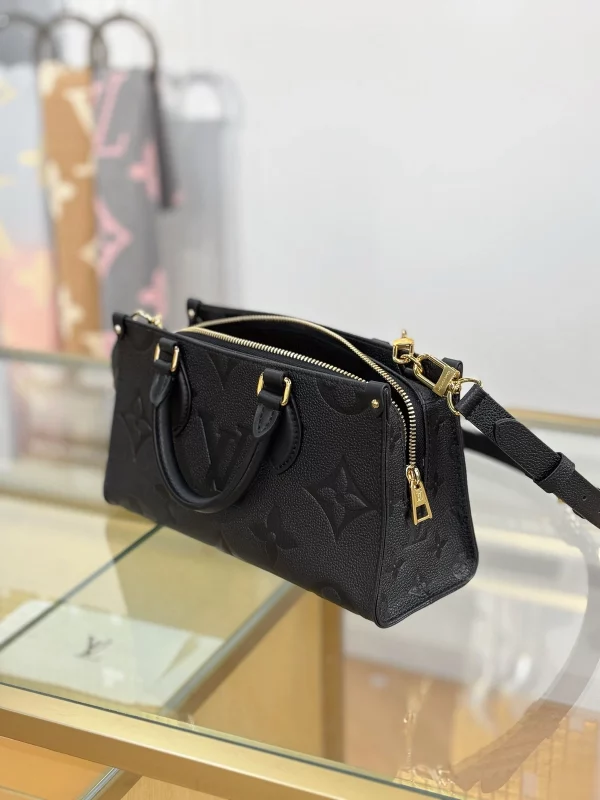 頂級a貨 LV OnTheGo 黑色壓花 單肩手提 托特包 M23640 實拍照片側面