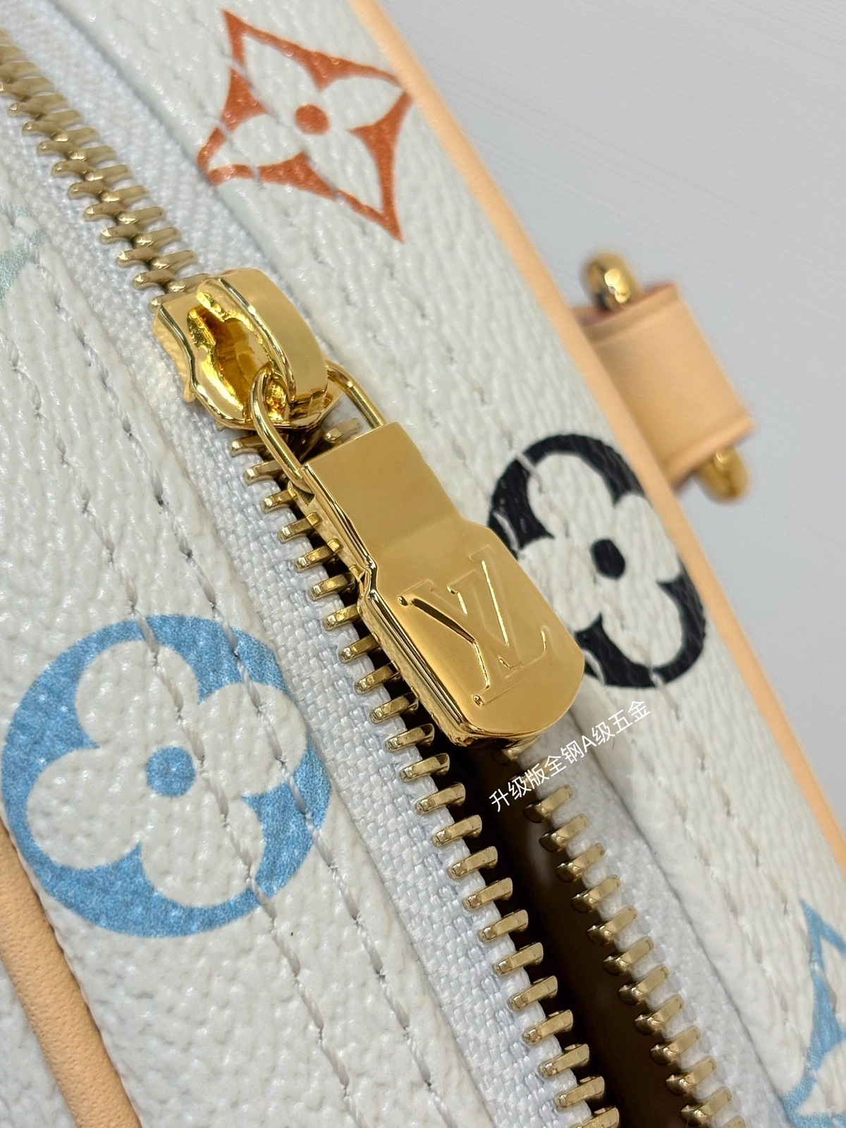 頂級a貨 LV 村上隆 Handbag East West 白三彩 單肩手提 托特包 M13084 實拍細節全鋼五金拉鏈