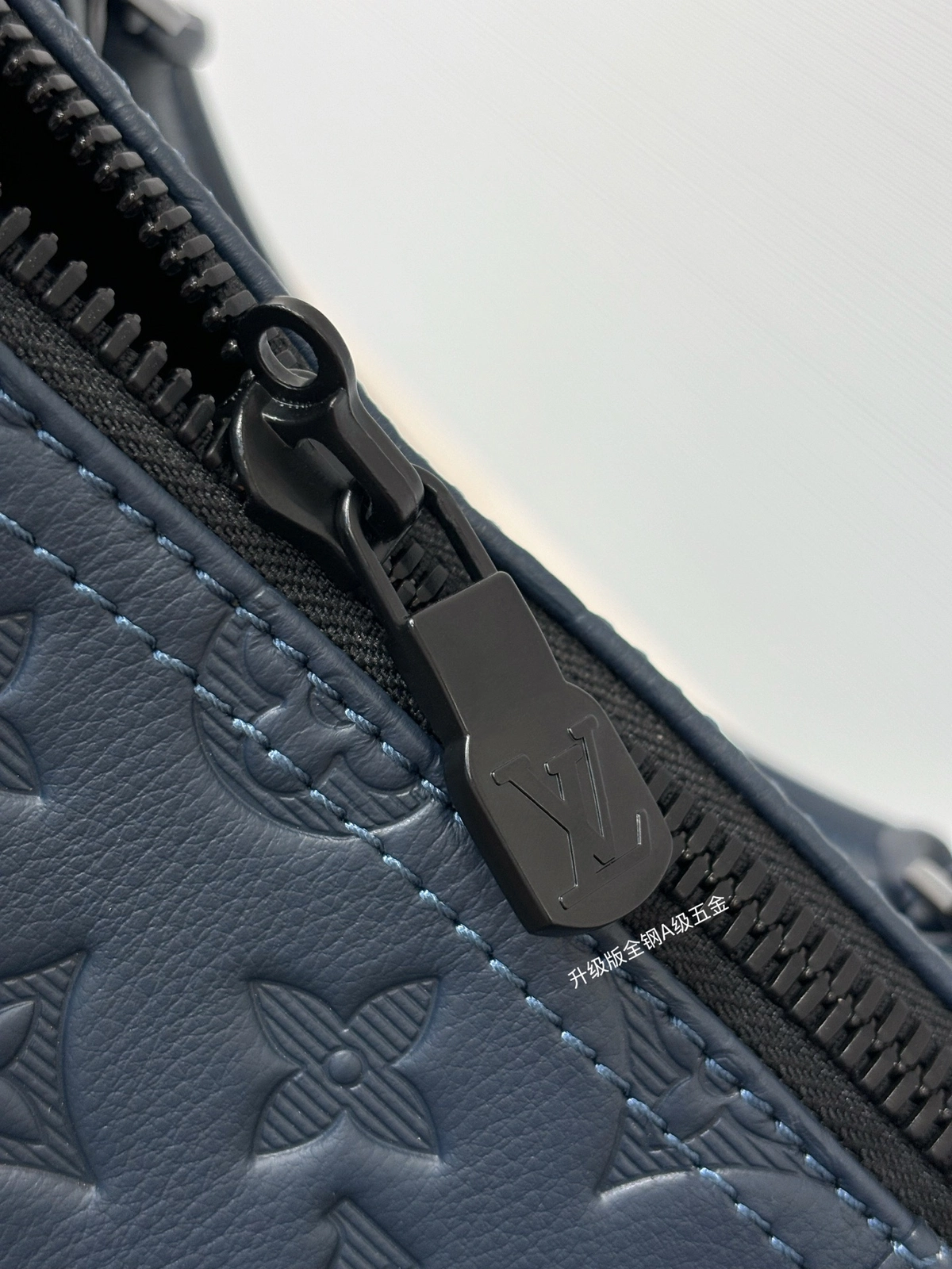 頂級複刻 LV Keepall Bandoulière 50 深藍色 斜背手提 旅行包 M14840 實拍細節全鋼五金拉鏈