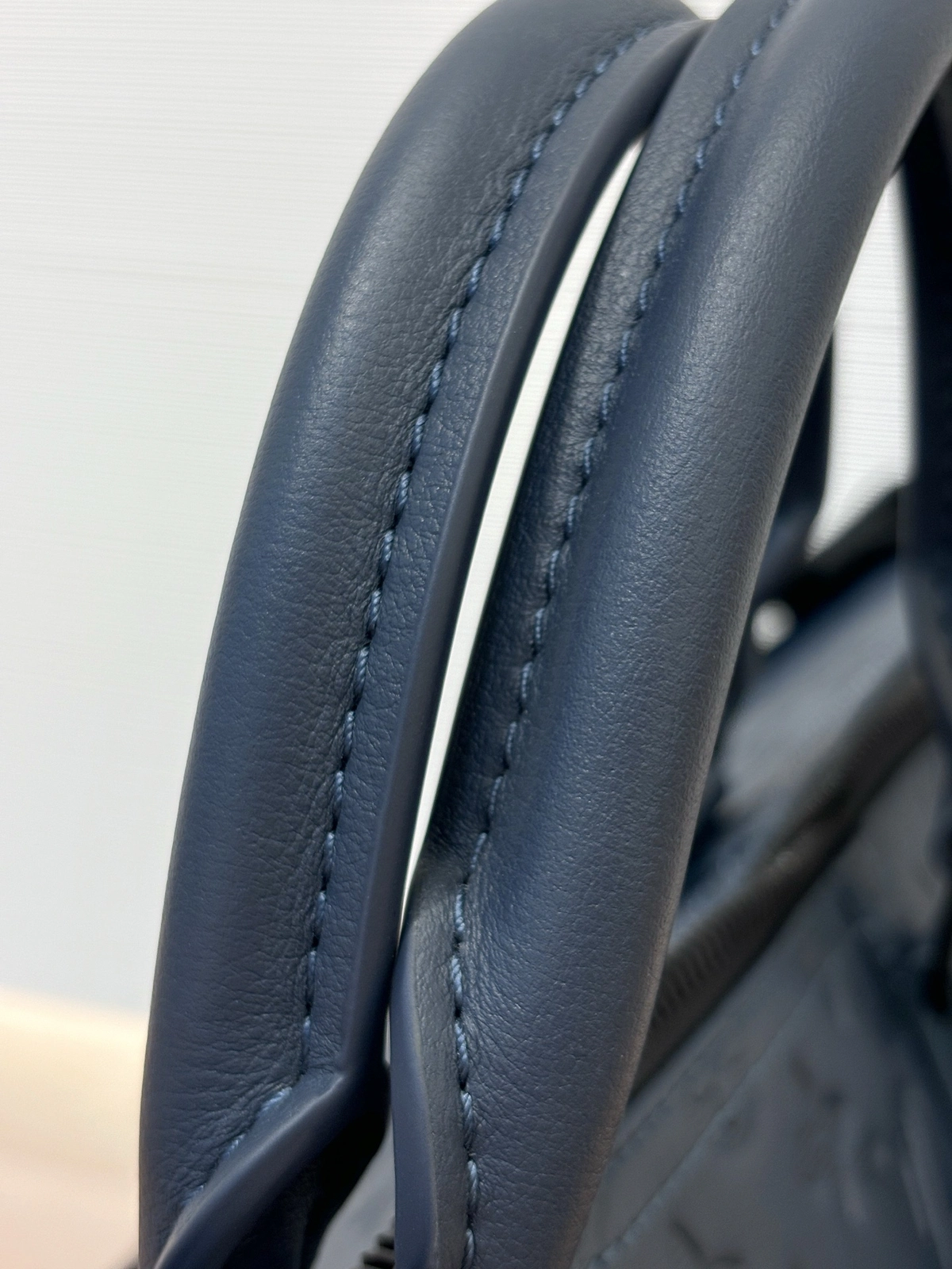 頂級複刻 LV Keepall Bandoulière 50 深藍色 斜背手提 旅行包 M14840 實拍細節手提吧針綫