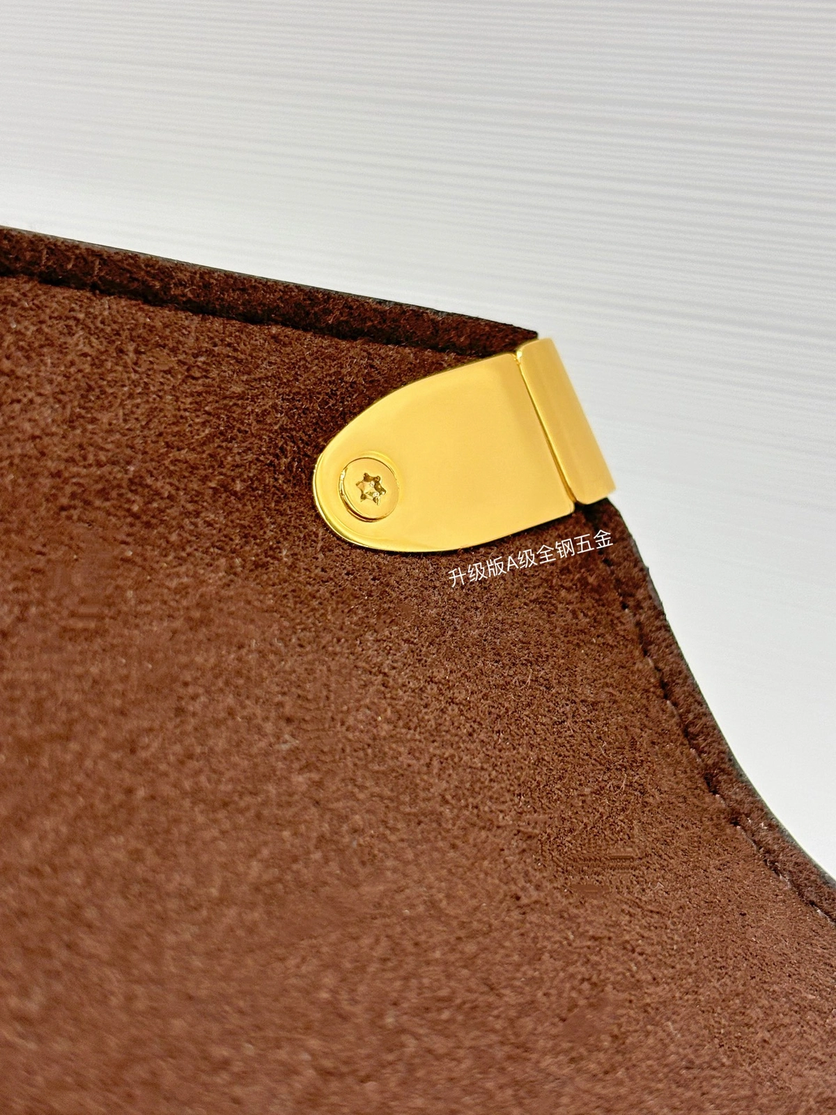 頂級高仿 LV Phone Pouch Métis 老花 鏈條 手機包M13572 實拍細節全鋼五金扣子