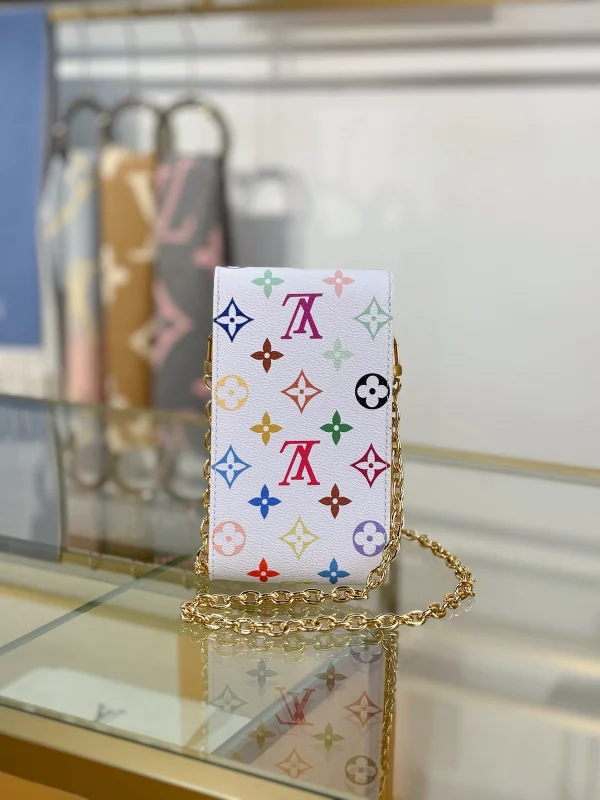 頂級高仿 LV村上隆 Phone Pouch Métis 白三彩 鏈條 手機包M14098 實拍照片背面