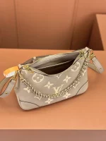 高仿包包 LV Boulogne PM 斑鳩灰色 壓花 鏈條皮帶雙肩帶 牛角包 M13224 實拍照片容量