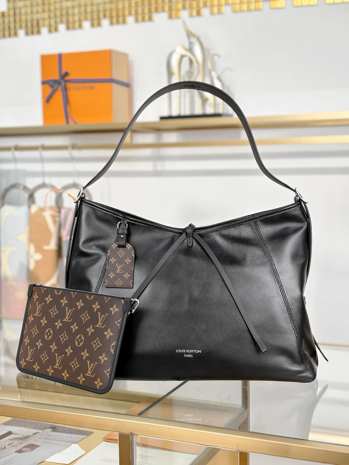 高仿包包 LV CarryAll Cargo Vibe MM 黑色 M25143 實拍照片 正面