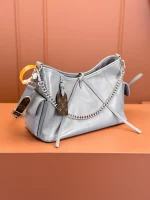 高仿包包 LV CarryAll Cargo Vibe PM 灰色 m12579 實拍照片 側面