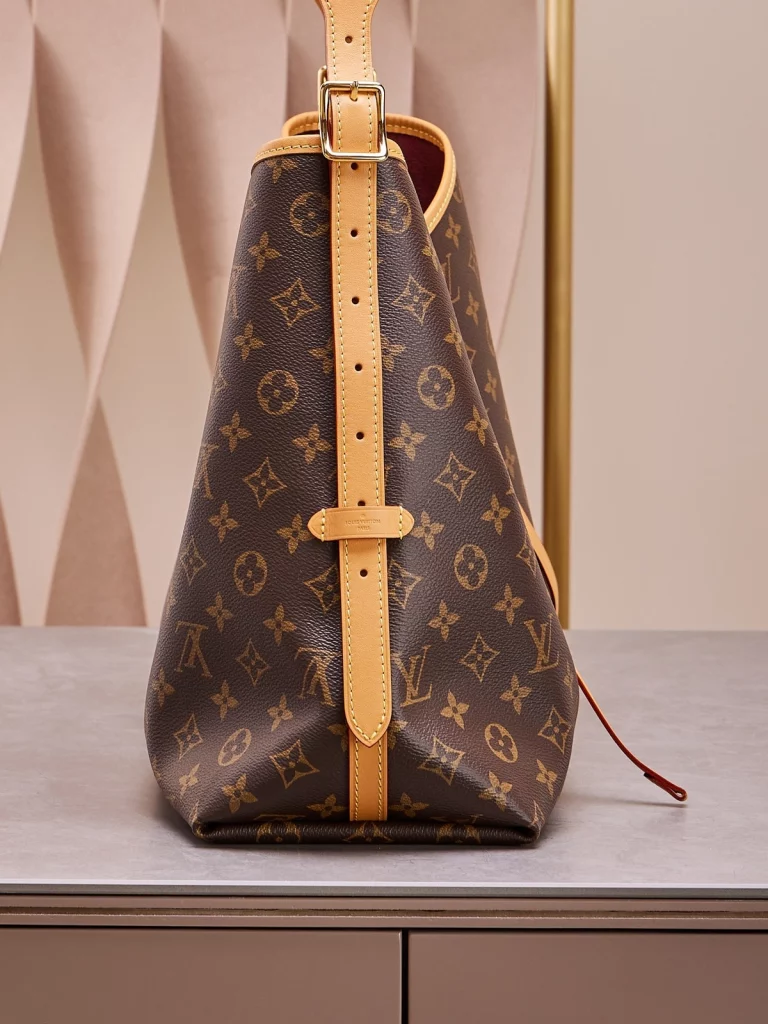 Click to view full screen 高仿包包 LV CarryAll MM 老花色 單肩斜挎包 M46197 實拍照片 側面