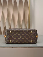 高仿包包 LV CarryAll PM 老花色 單肩斜挎包 M46203 實拍照片 底部