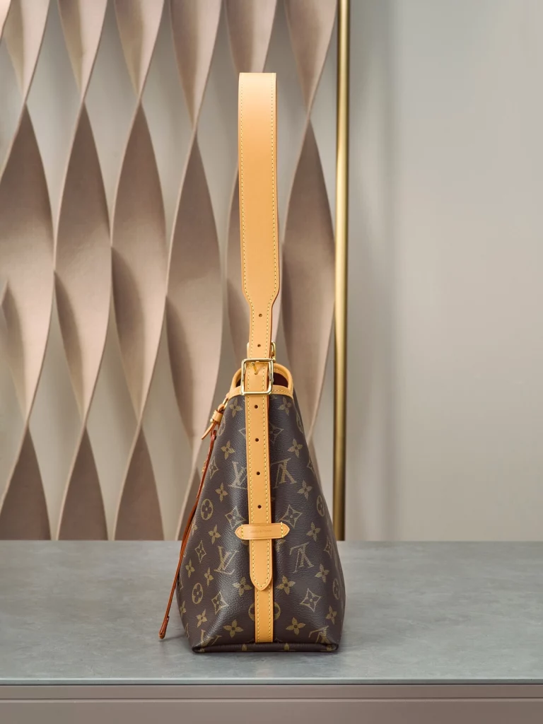 Click to view full screen 高仿包包 LV CarryAll PM 老花色 單肩斜挎包 M46203 實拍照片 側面