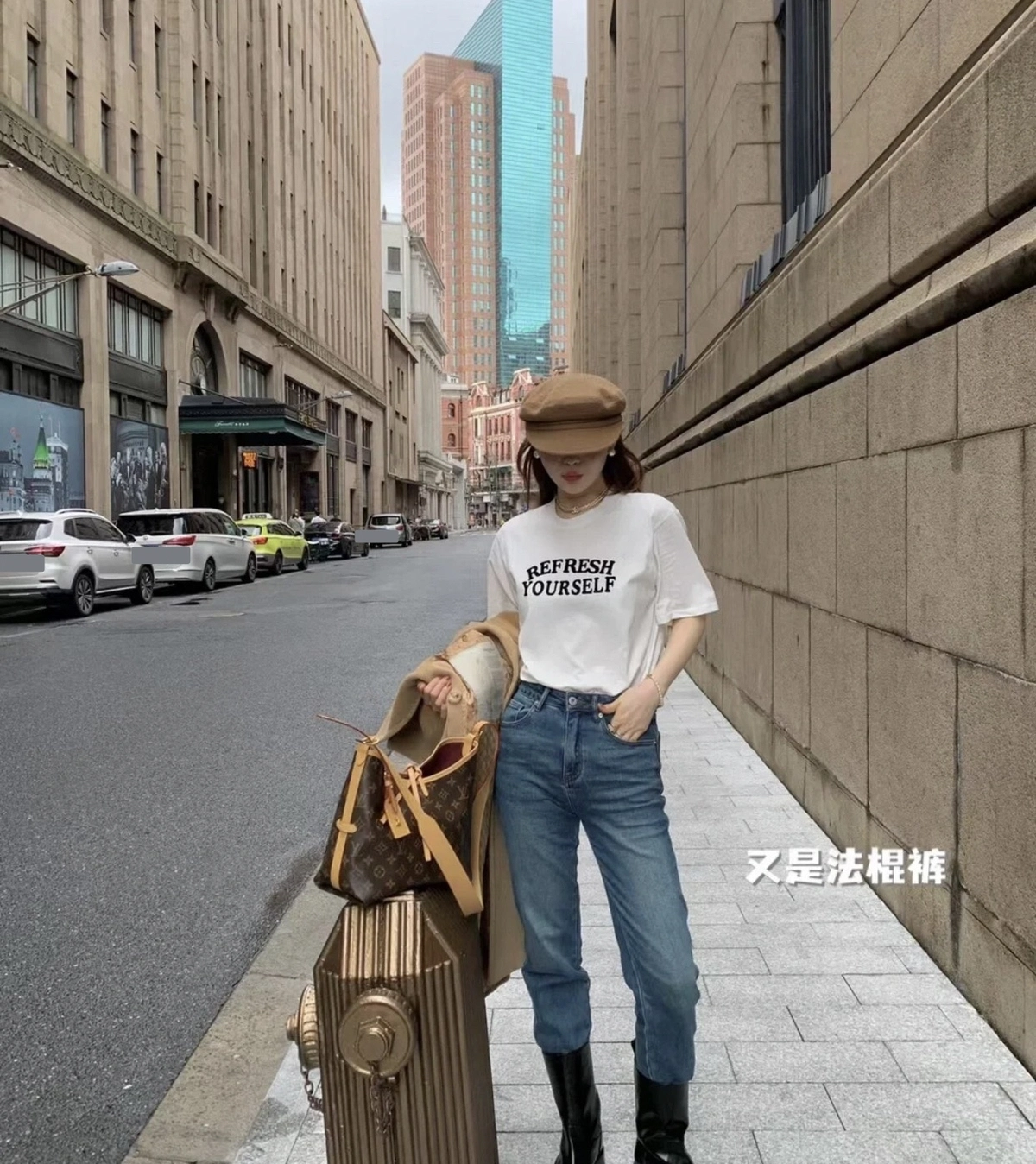 高仿包包 LV CarryAll PM 老花色 單肩斜挎包 M46203 上身穿搭效果