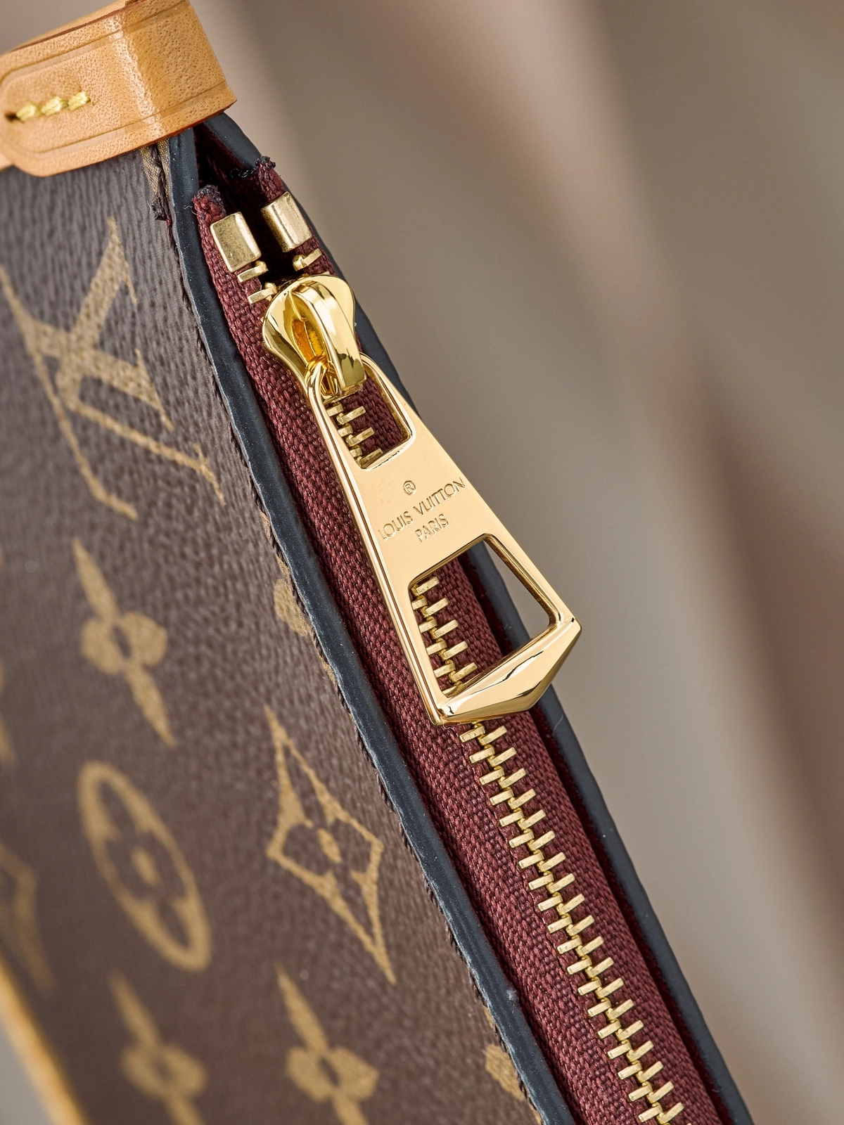 高仿包包 LV CarryAll PM 老花色 單肩斜挎包 M46203 實拍細節全鋼五金拉鏈