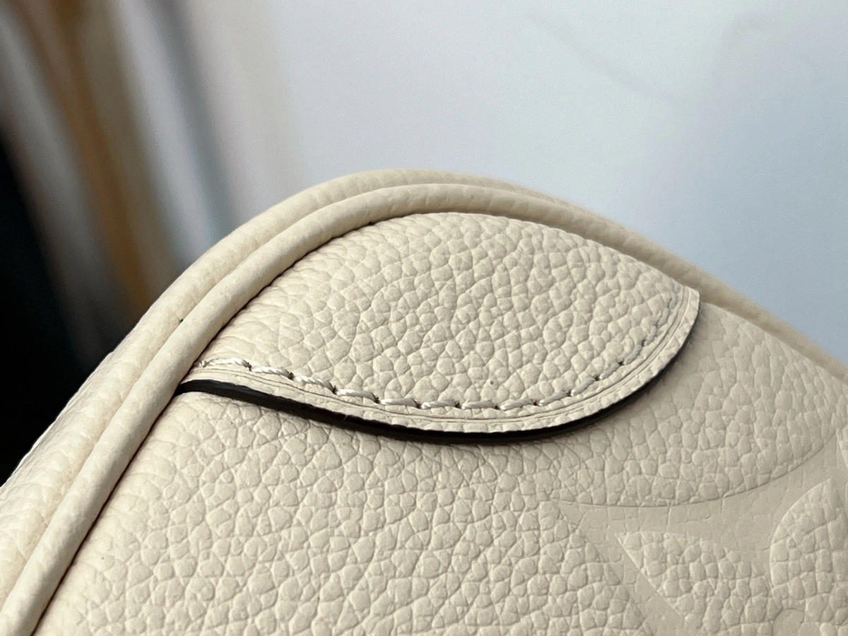 高仿包包 LV Nano Diane法棍包 米白壓花 M46388 實拍細節照片 牛角