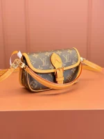 高仿包包 LV Nano Diane法棍包 老花 M83298 實拍照片 細節側面