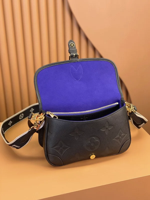 高仿包包 LV Nano Diane法棍包 黑色壓花 46386 實拍照片細節容量