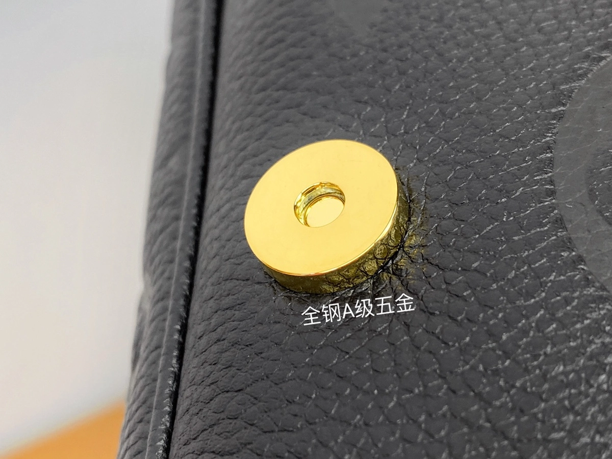 高仿包包 LV Nano Diane法棍包 黑色壓花 46386 實拍照片細節全鋼五金扣子
