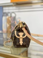 高仿包包 LV Odyssée 老花 雙肩帶 單肩斜背包 M13081 實拍照片側面