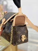 高仿包包 LV Odyssée 老花 雙肩帶 單肩斜背包 M13081 實拍照片側面口袋