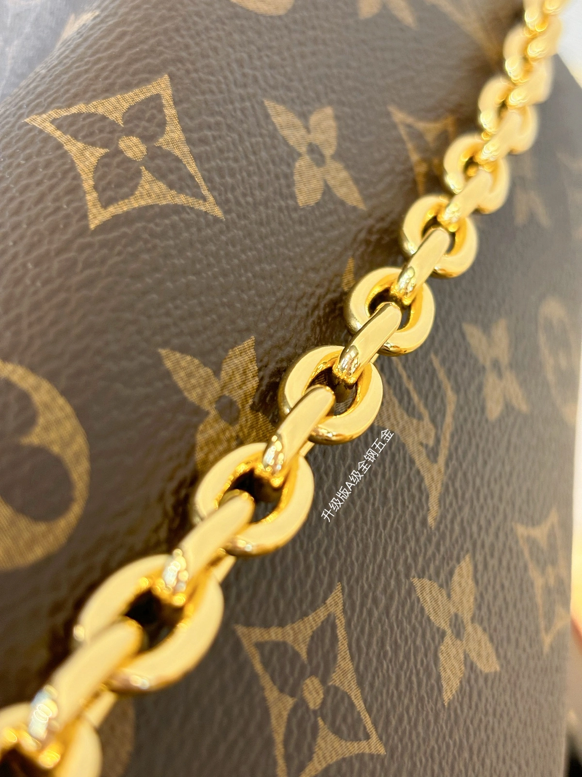 高仿包包 LV Odyssée 老花 雙肩帶 單肩斜背包 M13081 實拍細節全鋼五金鏈條