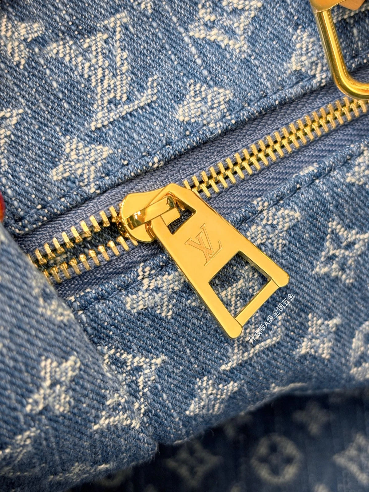高仿包包 LV On TheGo PM 牛仔布 M14633 實拍照片細節 全鋼五金拉鏈