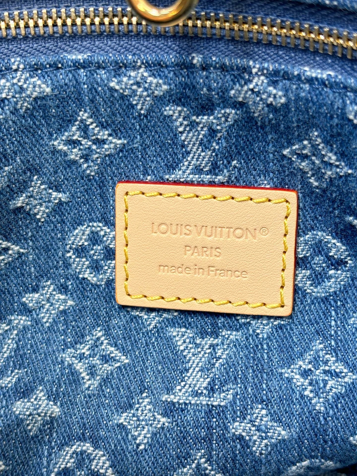 高仿包包 LV On TheGo PM 牛仔布 M14633 實拍照片細節 鋼印LOGO