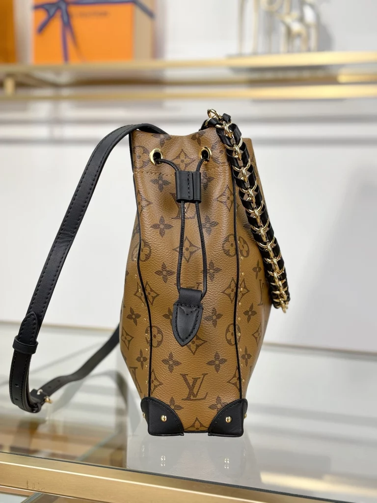 Click to view full screen 高仿包包 LV 老花Noé Trunk PM M13324 實拍 側面