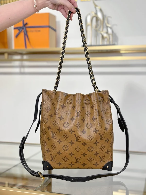高仿包包 LV 老花Noé Trunk PM M13324 實拍 正面 高仿包包 LV 老花Noé Trunk PM M13324 實拍 正面