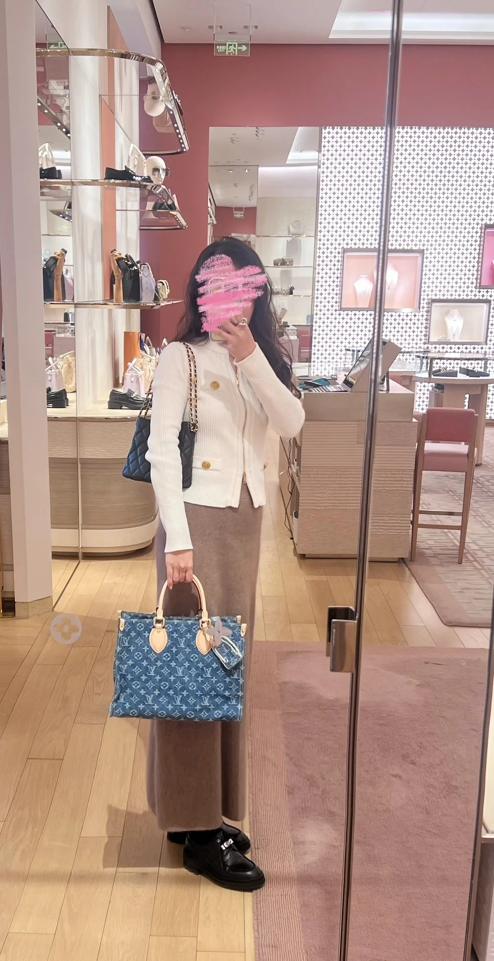 高仿包包 lv OnTheGo PM 上身效果
