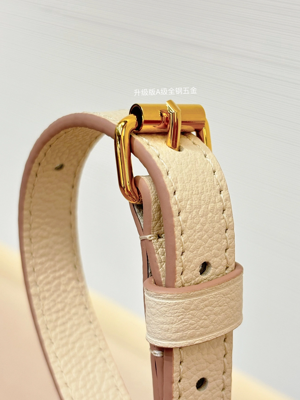 高仿精品 LV Speedy20 草莓牛奶提花 單肩手提 旅行包 M14291 實拍細節全鋼五金扣子