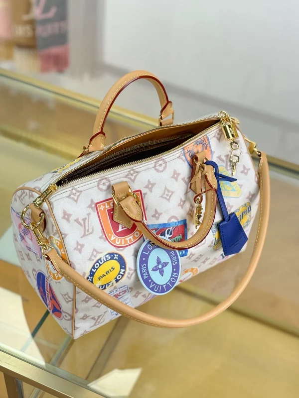 高仿精品 LV Speedy30 手提斜背 旅行包 M14587 實拍照片側面
