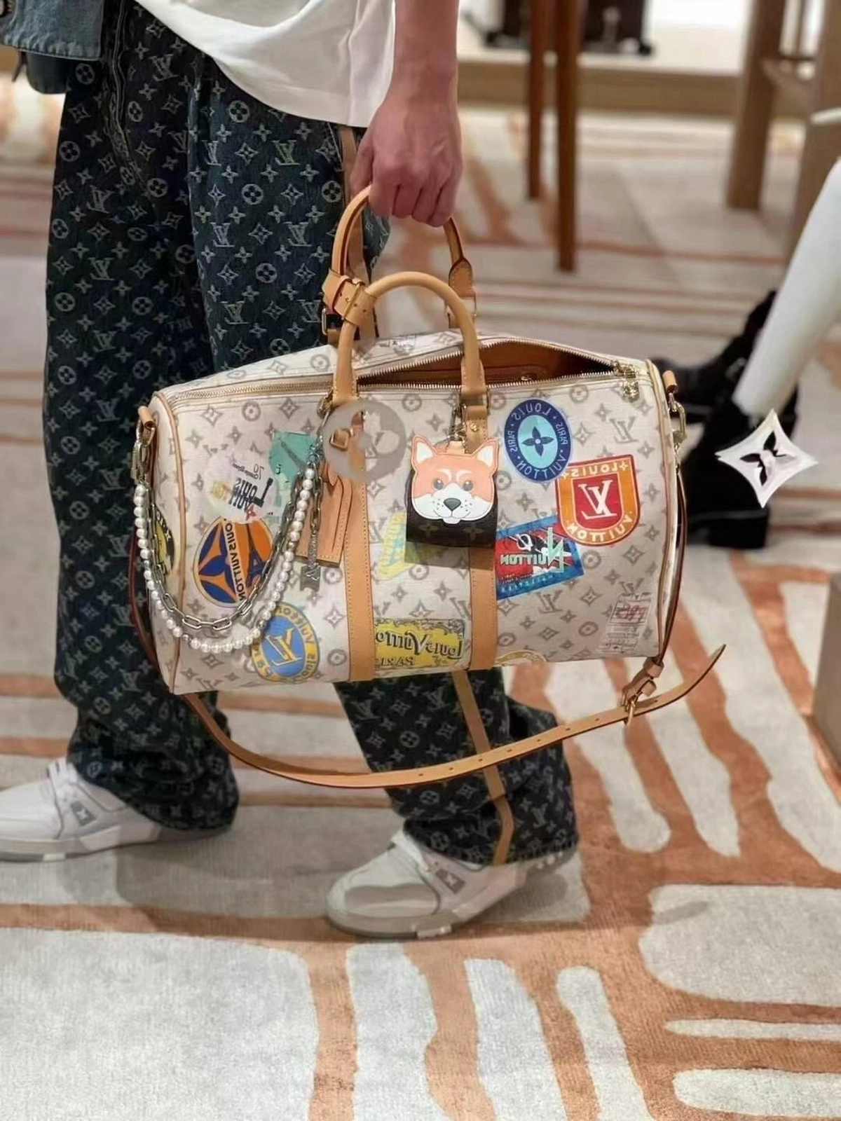 高仿精品 LV Speedy45 手提單肩 旅行包 M14736 手提上身效果