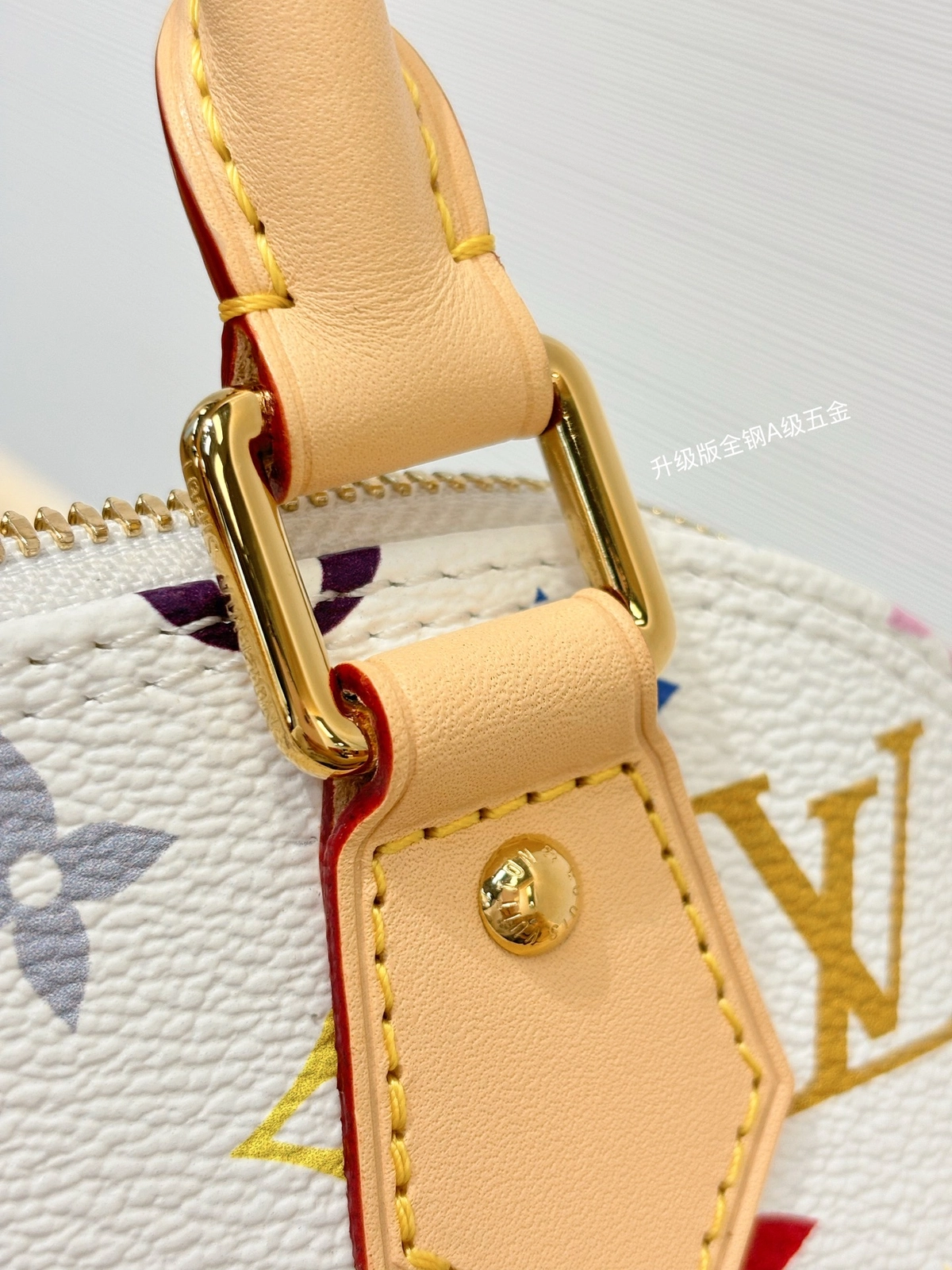 高仿精品 LV 村上隆 Alma BB 白三彩 斜背手提 貝殼包 M13078 實拍細節全鋼五金扣子