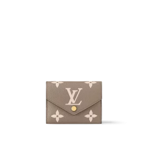 超級高仿 LV Victorine 大象灰色 壓花 短款 三折扣子 零錢包 M81861 主圖-1