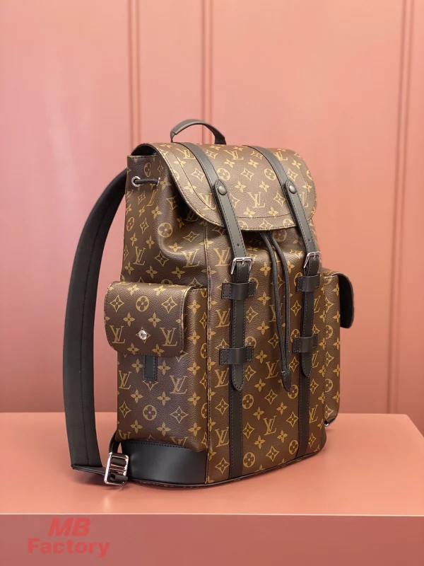 高仿奢侈品 LV Christopher MM 老花 印花 中號雙肩 後背包 M43735 實拍照片側面
