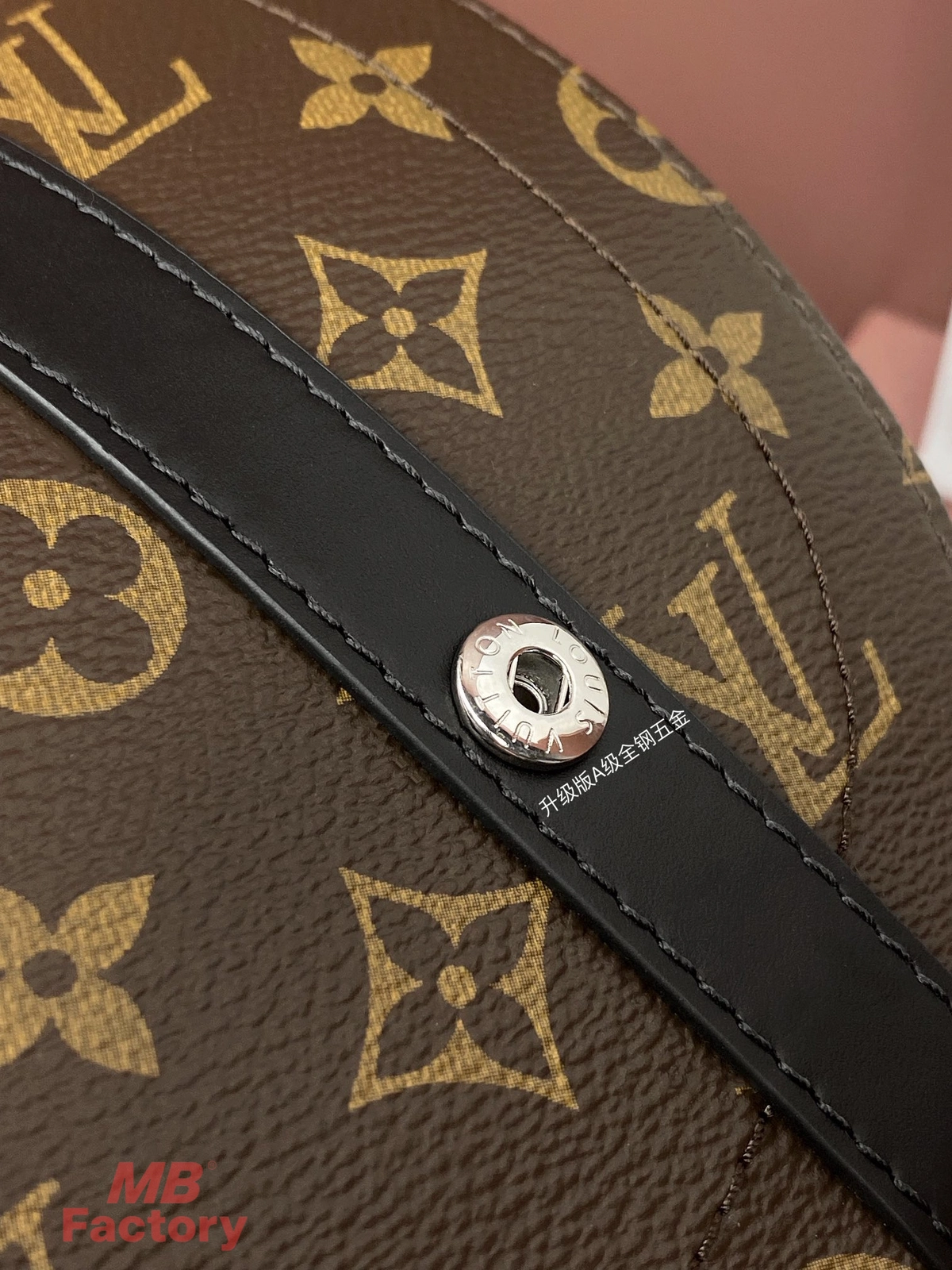 高仿奢侈品 LV Christopher MM 老花 印花 中號雙肩 後背包 M43735 實拍細節全鋼五金扣子